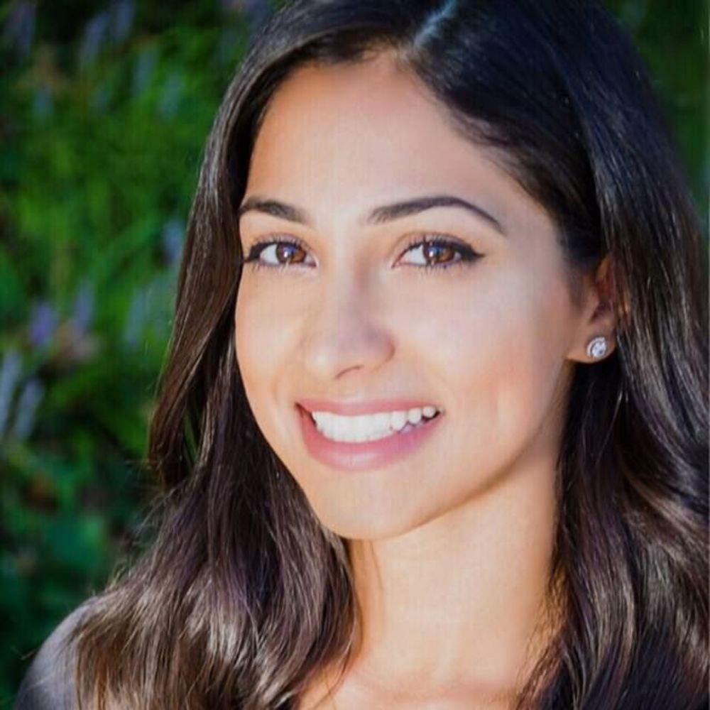 Meet your Posher, Farnaz